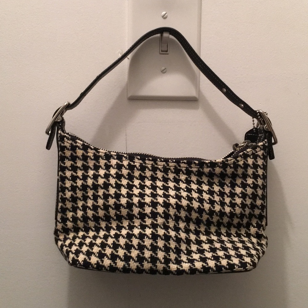 Coach bag limited time price drop!